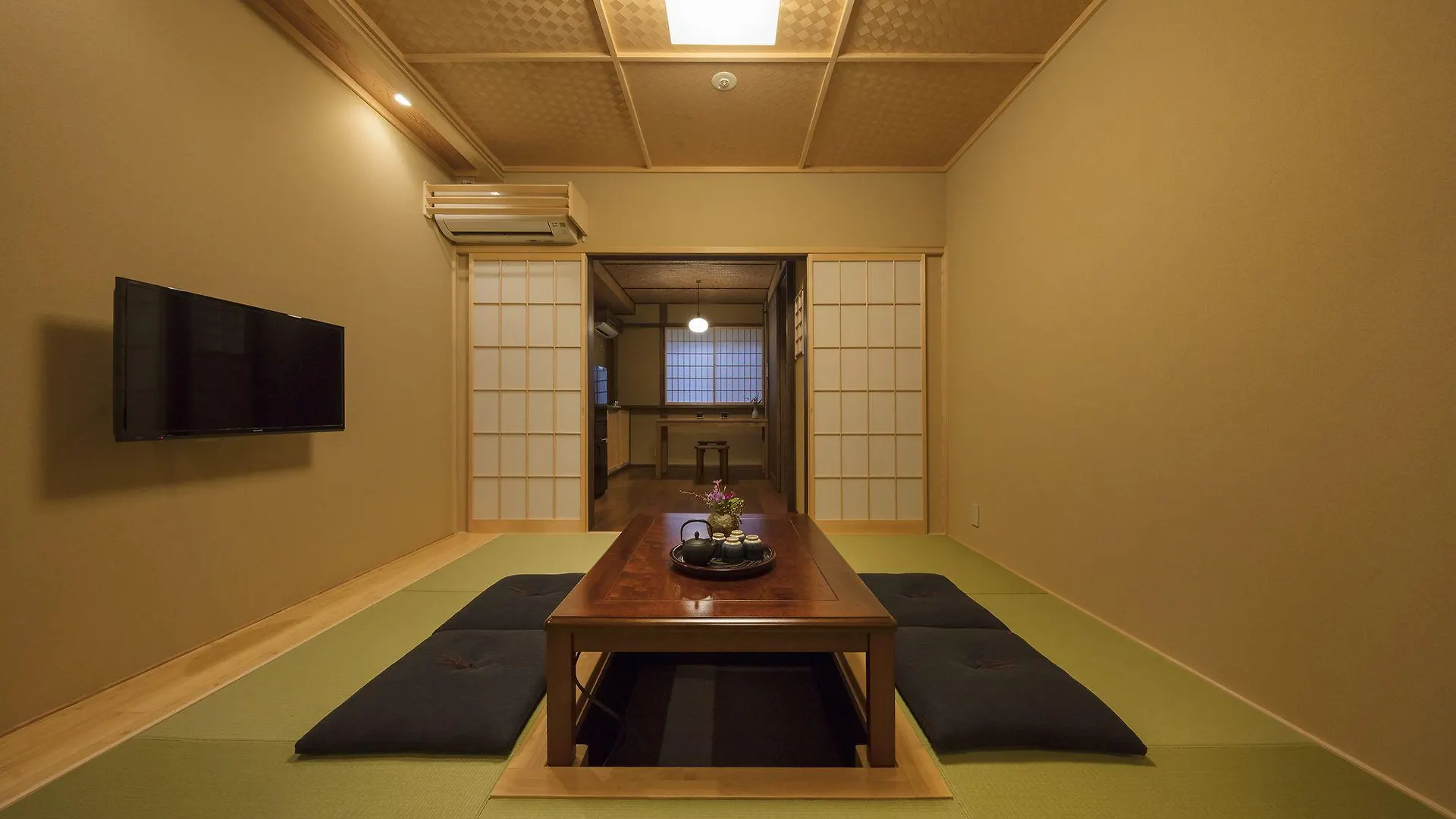 Hanare Kyoto Gojo Takase-An 0*,
